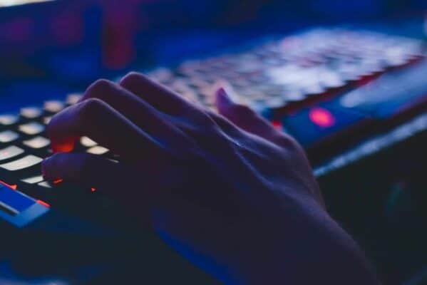 Why Are Gaming Laptops More Expensive Than Desktops 2 Gaming Keyboards