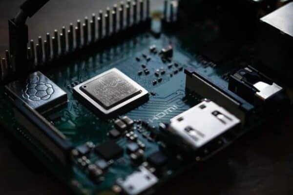 how many cpu cores do i need for gaming 4